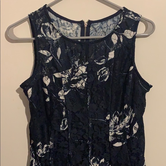 Roz & Ali navy floral dress - Picture 2 of 5